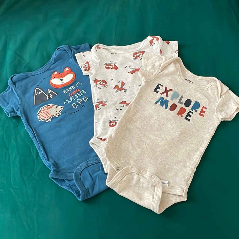 Bundle of 3 bodysuits, cute wildlife pattern